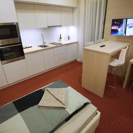D.five Marek Jozsef Apartment